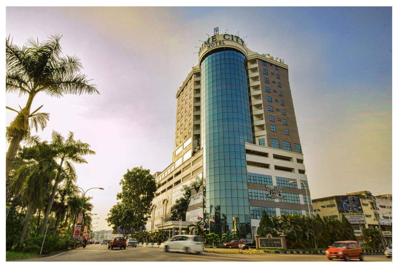 Prime City Express Hotel Keluang Exterior foto